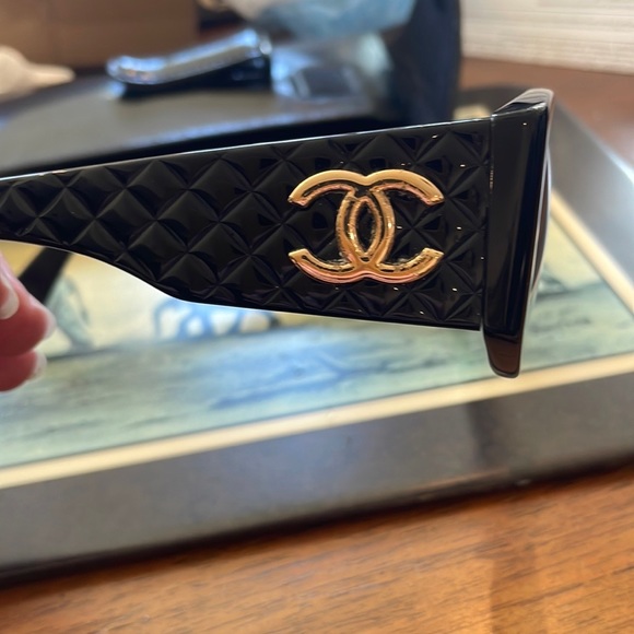 Stunning Chanel Sunglasses 🕶️ - Picture 9 of 9